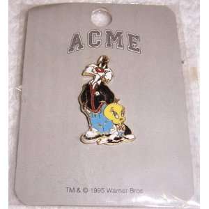  Warner Brothers Acme Hobo Sylvester and Tweety Pin 
