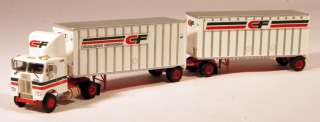 DL Athearn 1/87 Freightliner Tractor/Double Trailers  Consolidated 