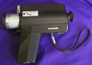 VINTAGE SUPER 8 MOVIE CAMERA W/ FOCUS MATIC BELL & HOWELL AUTOLOAD 