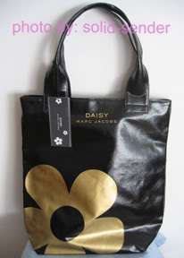 MARC JACOBS BLACK DAISY TOTE LIMITED EDITION 2011 NWT  
