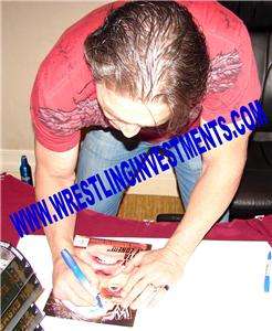 KEN SHAMROCK SIGNED 1998 NEAR MINT WWE / WWF MAGAZINE.  