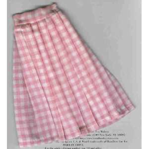  Candi 16 Pleated Skirt Fashion Doll Clothes: Toys & Games