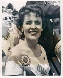   of Mrs US Savings Bonds Adaline Leiberg. Photo Is Dated As Apr 4,1964