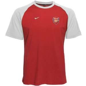  Nike Arsenal Red Club Raglan T shirt: Sports & Outdoors