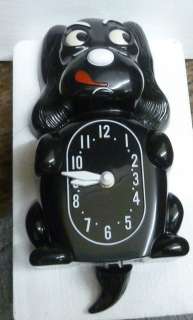 ANIMATED WALL DOG CLOCK   THE POOCH IN BLACK  