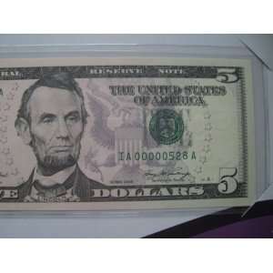Boston IF 00000528 A Series 2006 $5 Single Note Five Uncirculated Bill 