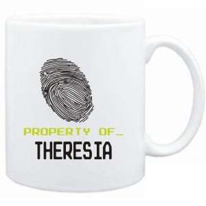  Mug White  Property of _ Theresia   Fingerprint  Female 