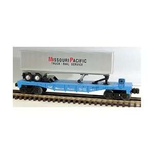    Lionel Missouri Pacific Flat Car with Trailer: Toys & Games