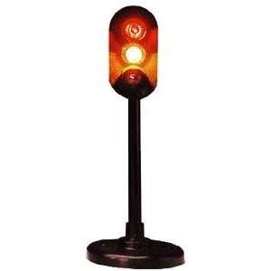    Model Power 987 G Scale Traffic Signal w/3 Lights: Toys & Games