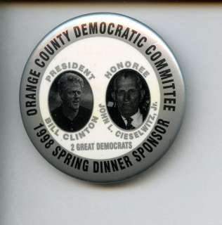1998 Bill Clinton President Rare Pinback Button Grey  