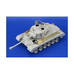  Eduard 1/35 Armor  M26 for HBO: Toys & Games