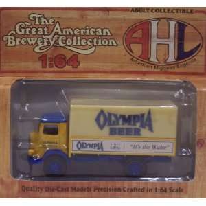    Hartoy 04033 Olympia Beer Canvas Back Truck 1/64 Toys & Games