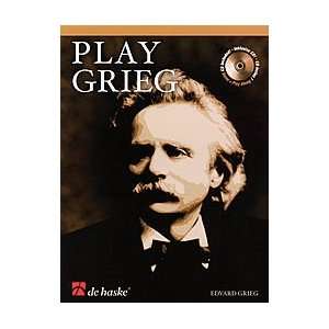  Play Grieg Softcover with CD for Flute