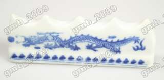 CHINESE PORCELAIN BRUSH PEN STAND WITH DRAGON DESIGNS  