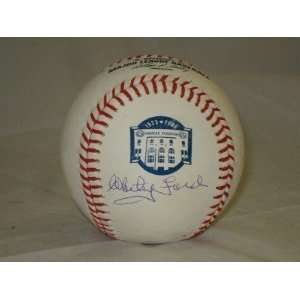   Baseball   Yankee Stadium   Autographed Baseballs: Sports & Outdoors