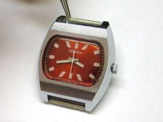 The watch is in GOOD cosmetic condition and keep correct time. The 