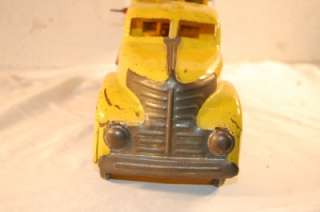 VINTAGE MARX MAGNETIC CRANE PRESSED STEEL TOY TRUCK nearly 17 long 