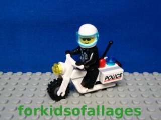 Lego City/Town: POLICEMAN MINIFIG Police MOTORCYCLE COP  