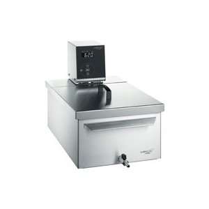  fusionchef Pearl S Immersion circulator with tank and lid 