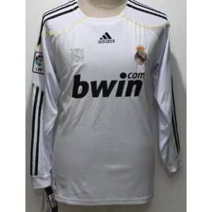  Real Madrid home 09/10 # 8 Kaka size Small long sleeves 