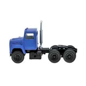  N 1984 Ford 9000 Tractor Cab Med. Blue (2) Atlas Trains 