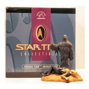  Star Trek TNG Tasha Yar Miniature Diorama: Toys & Games