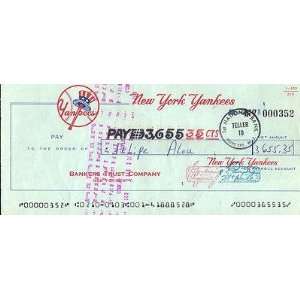   Alou Yankees signed autographed Payroll Check   MLB Cut Signatures