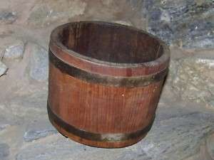 Old Antique 2 Quart wood Dry Measure rustic pail  