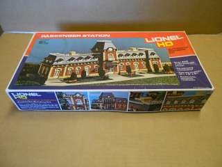   HO Scale Passenger Station   Large Two Story Kit   NEW Rare  