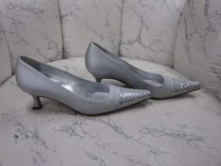 St John Knit Silver Piallette Shoes Size 6.5B  