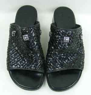 BRIGHTON MEGAN BLACK WOVEN LEATHER MULES SANDALS w ACCENTS Womens 