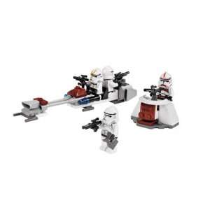  LEGO Clone Troopers Battle Pack 7655: Toys & Games