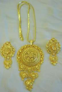 vintage gold chain pendant necklace earring set