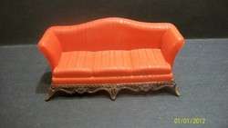 1940 50S RENWAL PRODUCT 78 RED HARD PLASTIC SOFA RARE DOLL HOUSE 
