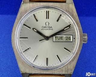 Mens Omega Automatic Day Date Wrist Watch Circa 1972  