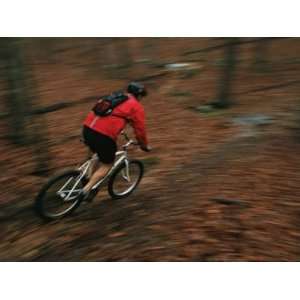 A Cyclist Mountain Bikes on the Trails of Sewanee 